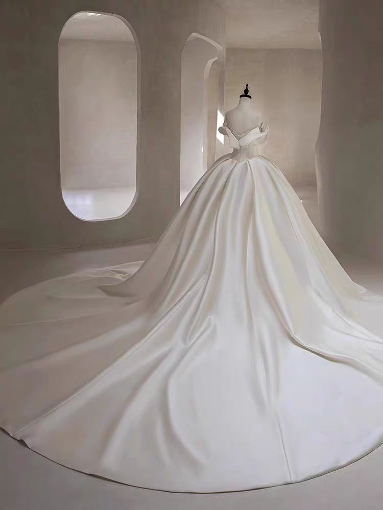 Top bridal wedding dress